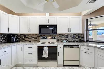 663 Plaza Laredo, Lake Havasu City, AZ 86406 - Photo 17