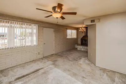 2090 Alta Vista Dr, Lake Havasu City, AZ 86403 - Photo 5
