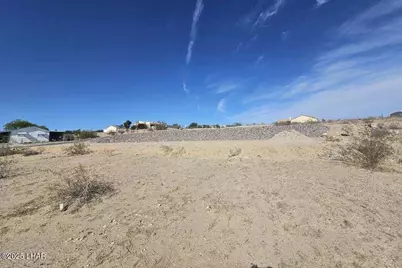 5118 E Chiricahua Dr, Topock, AZ 86436 - Photo 5