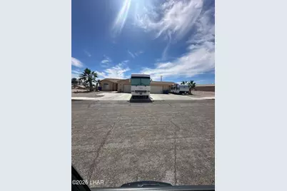 425 Hummingbird Dr, Lake Havasu City, AZ 86403 - Photo 1