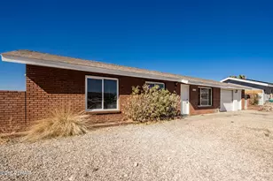 2385 Havasupai Blvd, Lake Havasu City, AZ 86403 - Photo 3