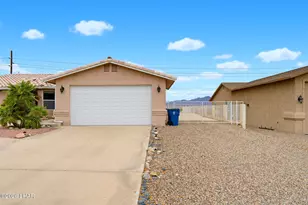 1345 Tanqueray Dr, Lake Havasu City, AZ 86404 - Photo 1