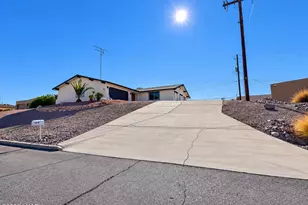 650 Rolling Hills Dr, Lake Havasu City, AZ 86406 - Photo 13