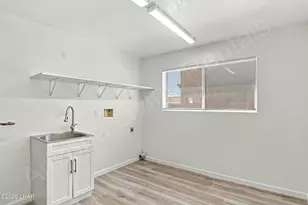 1290 Tanqueray Dr, Lake Havasu City, AZ 86404 - Photo 13