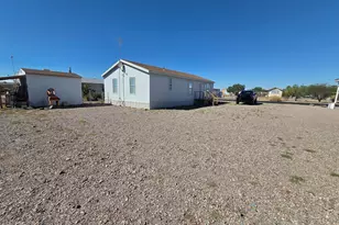 675 W Falcon Dr, Quartzsite, AZ 85346 - Photo 5