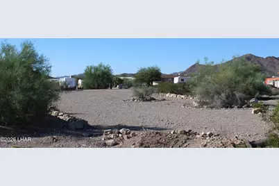 125 N Church Ln, Quartzsite, AZ 85346 - Photo 11