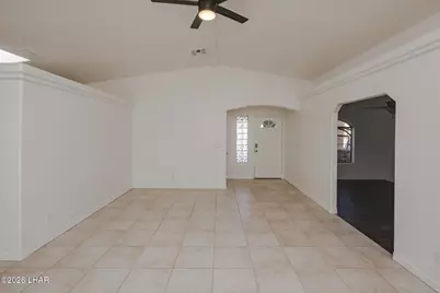 3746 Clearwater Dr, Lake Havasu City, AZ 86406 - Photo 15