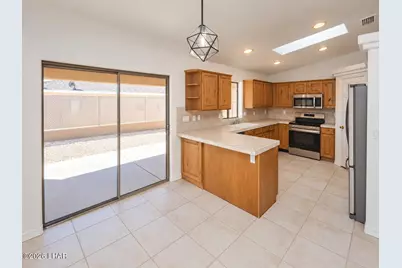 3746 Clearwater Dr, Lake Havasu City, AZ 86406 - Photo 9