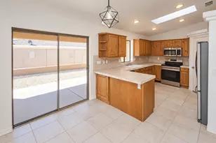 3746 Clearwater Dr, Lake Havasu City, AZ 86406 - Photo 9