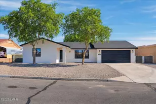 3380 Thunderhead Dr, Lake Havasu City, AZ 86406 - Photo 1