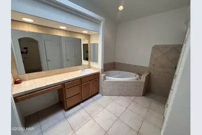 2445 Constellation Dr, Lake Havasu City, AZ 86403 - Photo 11