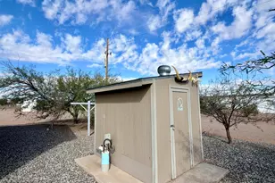 29480 Stage Coach Rd, Bouse, AZ 85325 - Photo 23
