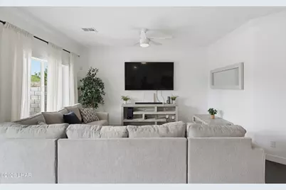 2718 Tradewind Dr, Lake Havasu City, AZ 86403 - Photo 15
