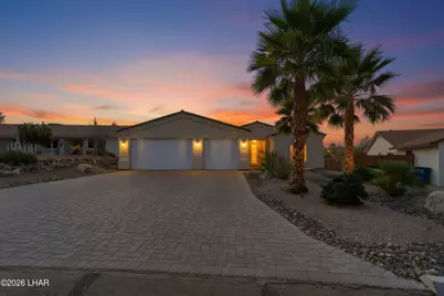2718 Tradewind Dr, Lake Havasu City, AZ 86403 - Photo 1