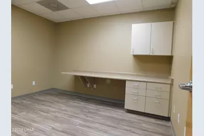 1720 Mesquite Ave #201, Lake Havasu City, AZ 86403 - Photo 9