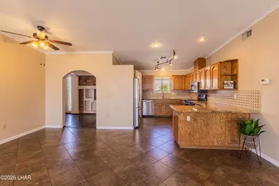 3967 Breakwater Dr, Lake Havasu City, AZ 86406 - Photo 9