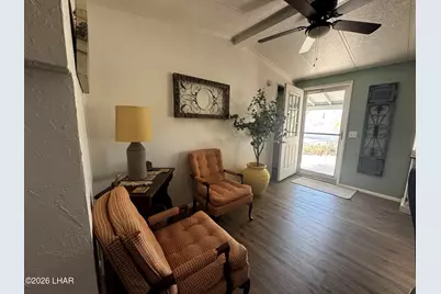 42795 Winema Dr, Bouse, AZ 85325 - Photo 9