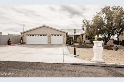 3030 Arabian Dr, Lake Havasu City, AZ 86404 - Photo 1