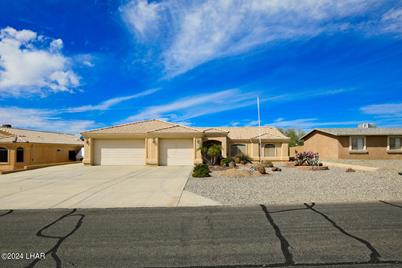 3625 Clearwater Dr, Lake Havasu City, AZ 86406 - Photo 1