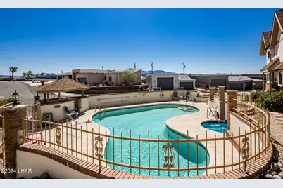 1661 Magnolia Dr #4, Lake Havasu City, AZ 86403 - Photo 1