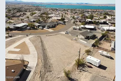 1749 Topaz Dr, Lake Havasu City, AZ 86403 - Photo 1