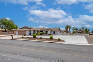 75 Acoma Blvd S, Lake Havasu City, AZ 86403 - Photo 1
