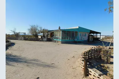 47752 Quail Walk Ln, Bouse, AZ 85325 - Photo 1