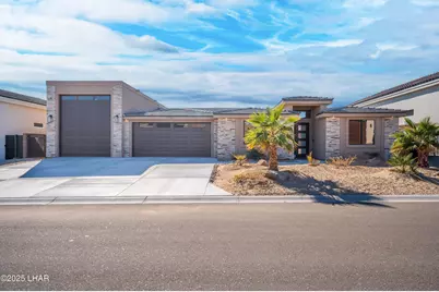1646 E E. Karen Dr, Lake Havasu City, AZ 86404 - Photo 1
