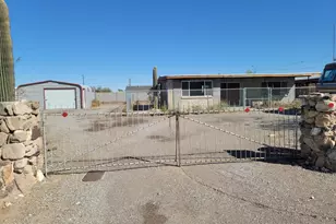 404 E Main St, Quartzsite, AZ 85346 - Photo 1