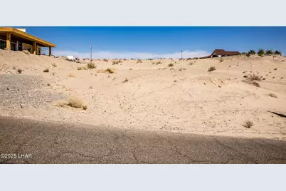1048 Riverside Dr, Lake Havasu City, AZ 86404 - Photo 1
