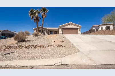 3033 Winterhaven Dr, Lake Havasu City, AZ 86404 - Photo 1