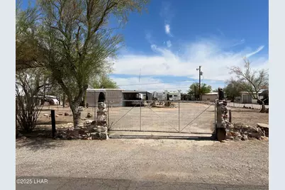 95 Oregon Ave, Quartzsite, AZ 85346 - Photo 1