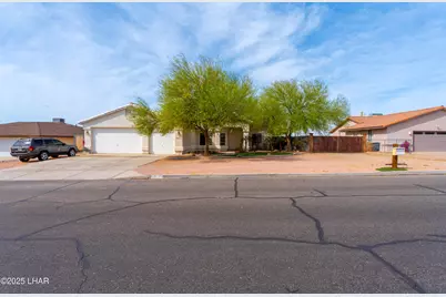 755 Oconowoc Dr, Lake Havasu City, AZ 86406 - Photo 1