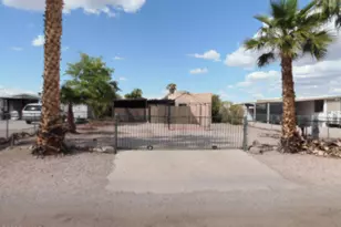 628 W Desert Dr, Quartzsite, AZ 85346 - Photo 1