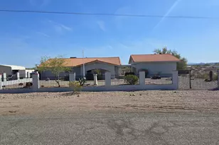 42565 La Posa Rd, Bouse, AZ 85325 - Photo 1