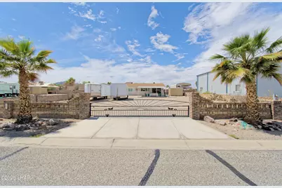 49658 Topaz Ave, Quartzsite, AZ 85346 - Photo 1