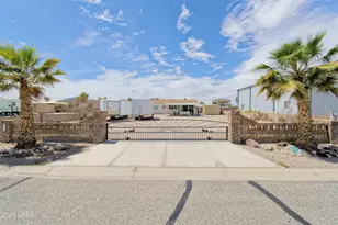 49658 Topaz Ave, Quartzsite, AZ 85346 - Photo 1