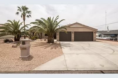 1489 Blackfoot Ln N, Lake Havasu City, AZ 86406 - Photo 1