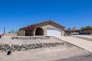 2141 Wallapai Dr, Lake Havasu City, AZ 86403 - Photo 1