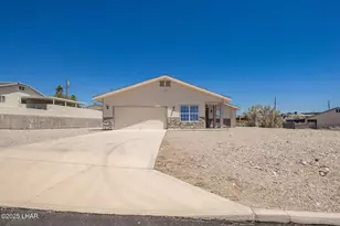 1432 McCulloch Blvd S, Lake Havasu City, AZ 86406 - Photo 1