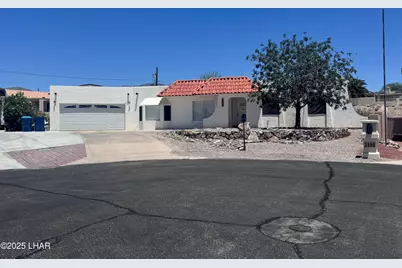 3891 McCulloch Ln, Lake Havasu City, AZ 86406 - Photo 1