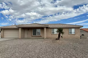 1514 Pebble Dr, Lake Havasu City, AZ 86404 - Photo 1