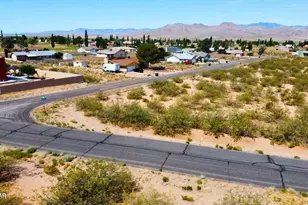 7627 Larkspur Dr, Kingman, AZ 86401 - Photo 1