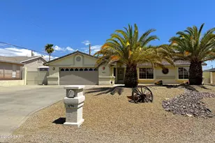 696 Yosemite Ct, Lake Havasu City, AZ 86406 - Photo 1