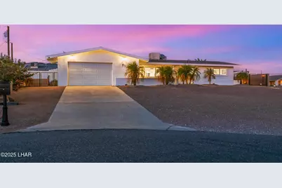 811 Chemehuevi Ln, Lake Havasu City, AZ 86406 - Photo 1