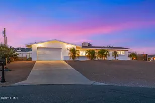 811 Chemehuevi Ln, Lake Havasu City, AZ 86406 - Photo 1