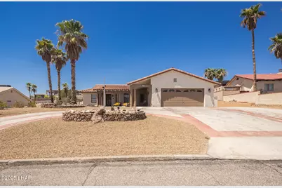 321 Acoma Blvd S, Lake Havasu City, AZ 86406 - Photo 1