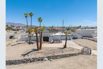 598 Acoma Blvd N, Lake Havasu City, AZ 86403 - Photo 1
