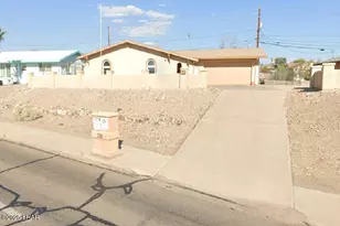 136 Acoma Blvd N, Lake Havasu City, AZ 86403 - Photo 1