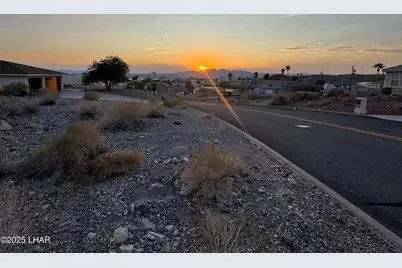 2840 Briarcrest Dr, Lake Havasu City, AZ 86404 - Photo 1